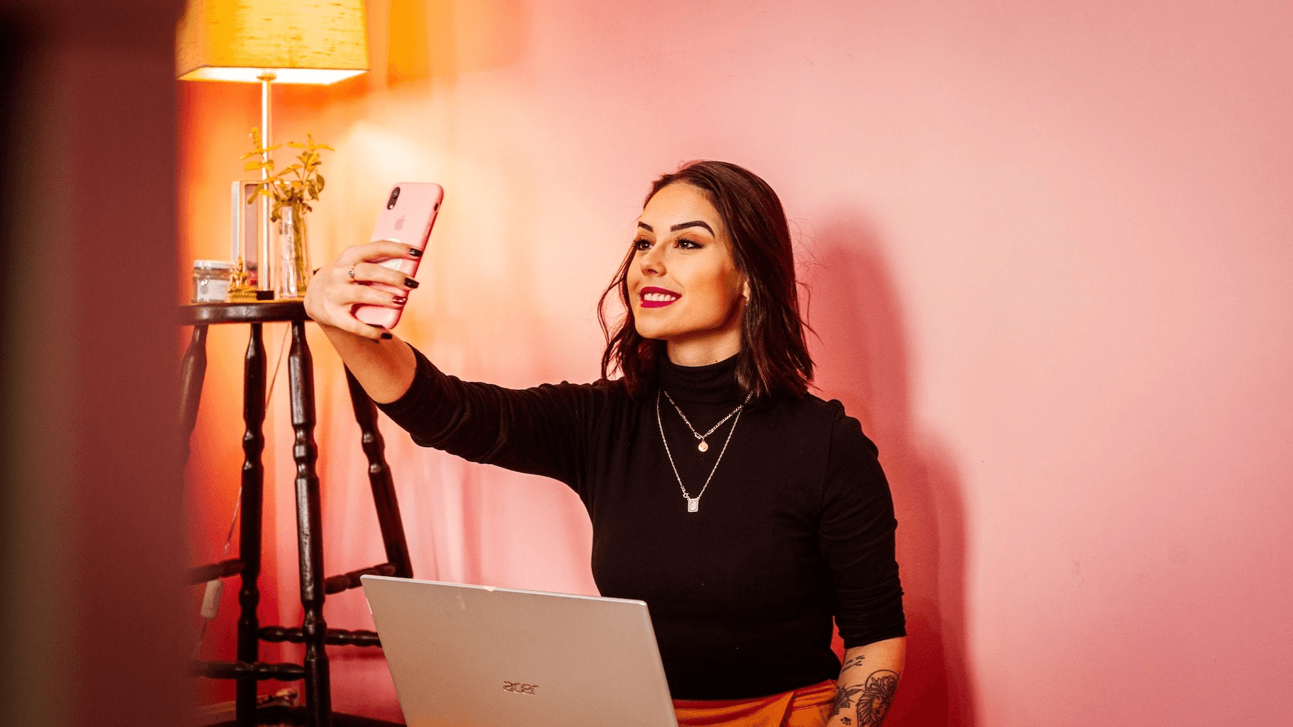 BTK Akademi İle Influencer Yolcuğu Başlıyor: 8 Ücretsiz ve Sertifikalı Eğitim ile ilgili fırsat görseli