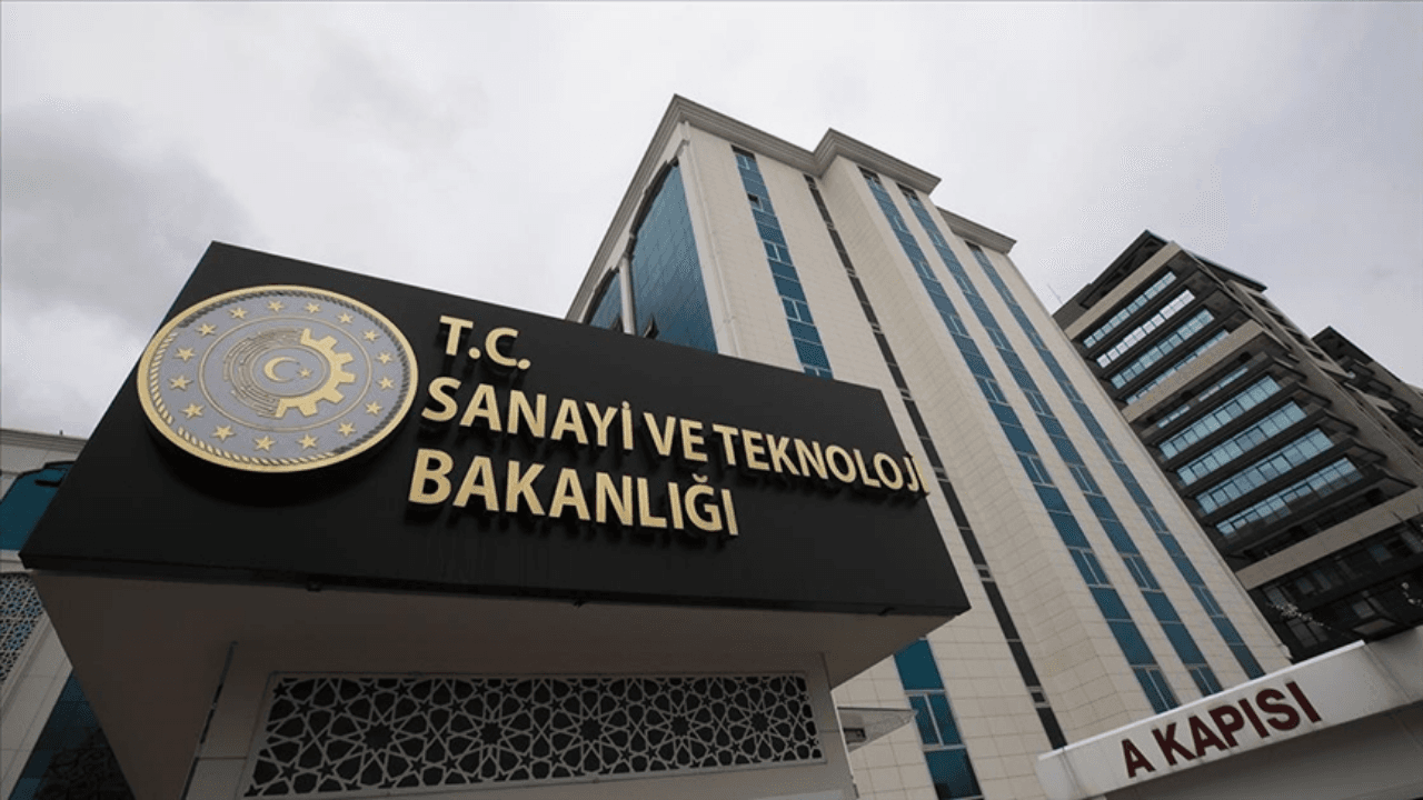 Milli Teknoloji Akademisi Uzmanlık Programları: Geleceğin En Kritik Teknolojilerinde Yerini Al! ile ilgili fırsat görseli