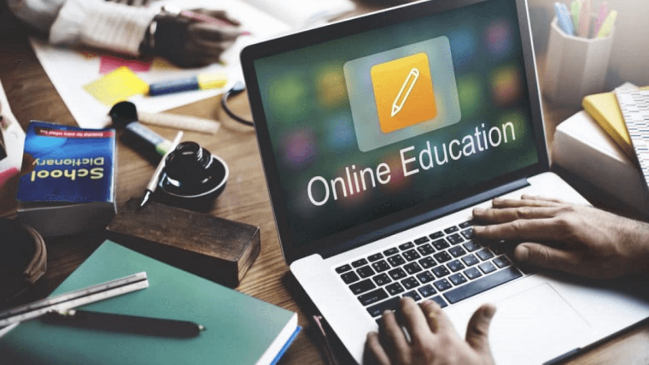 CV’nizi Güçlendirecek 9 Ücretsiz ve Sertifikalı Online Eğitim Platformu ile ilgili fırsat görseli